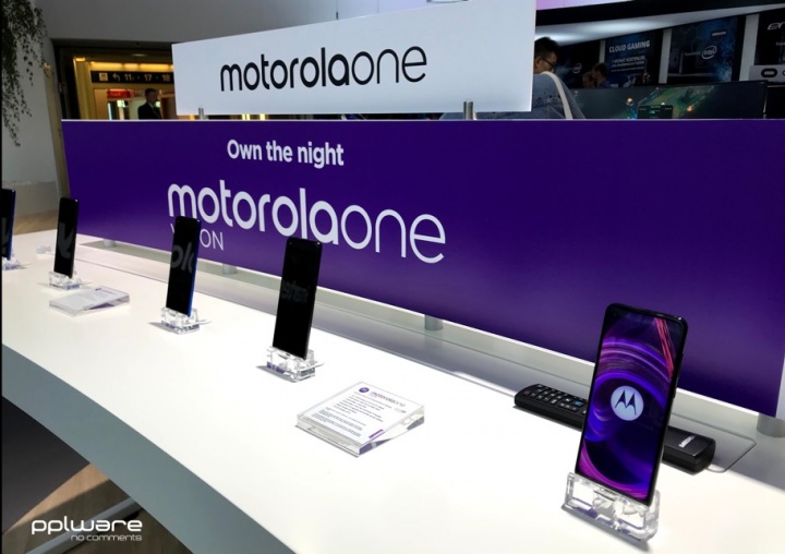 Motorola One Zoom: smartphone dengan empat kamera 3
