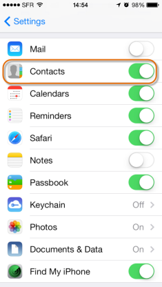 Sử dụng iCloud để sao lưu danh bạ iPhone
