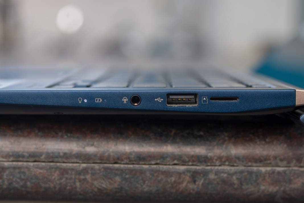 Ulasan Asus ZenBook 14 (UX434FL): Tampilan Dual Itu! 8