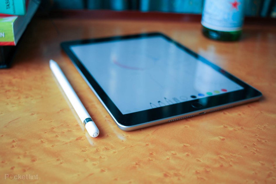 Satu hal lagi… Apple iPad 10.2 juga akan diluncurkan hari ini