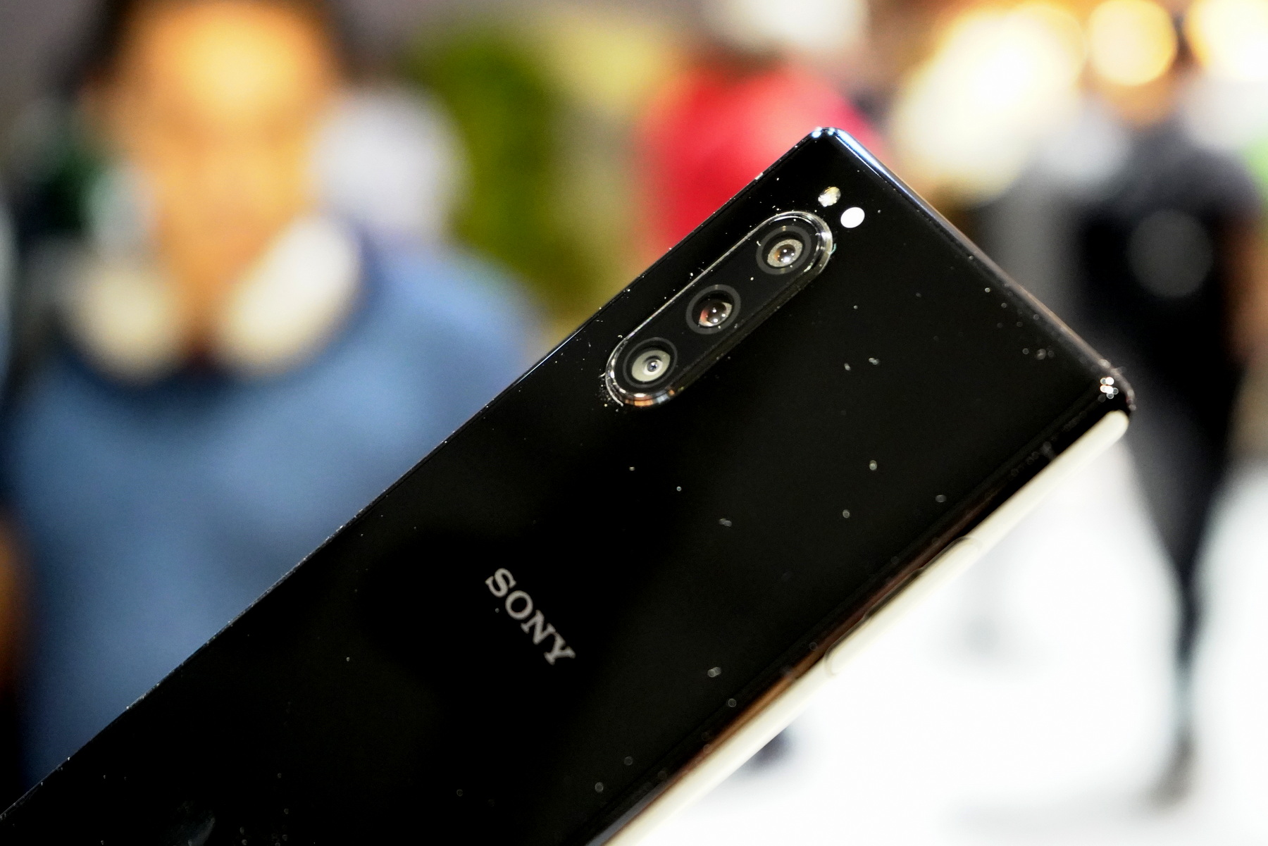 Sony Xperia 5 langsung: lebih kecil lebih baik 2