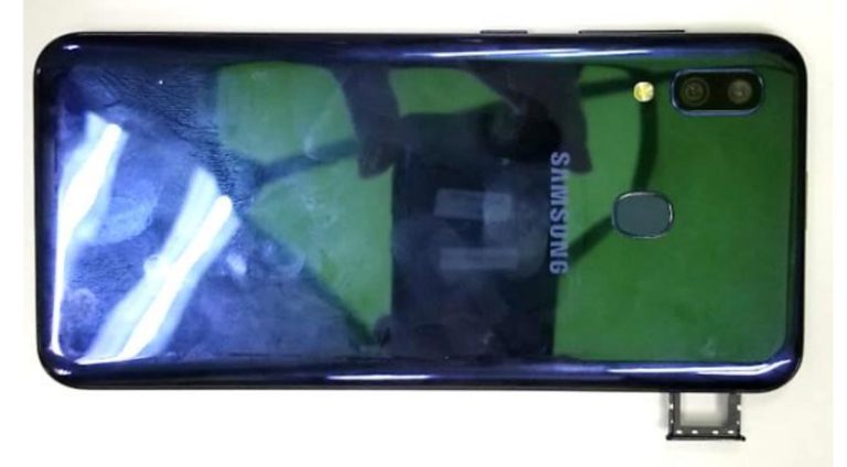 Samsung memfilter kembali gambar Galaxy M10s