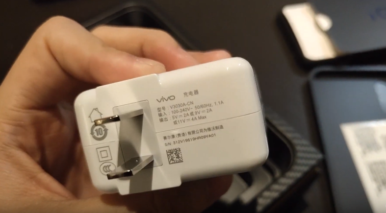 Vivo Ulasan Phablet iQOO Pro 5G: Smartphone Layar Besar dengan Harapan Besar 4