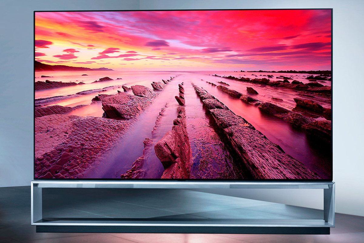 Lupakan televisi 4K Anda - LG sekarang menjual TV 8K 88-inci besar yang berharga £ 30.000