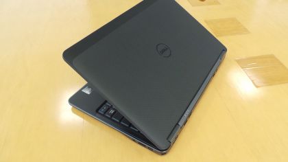 Ulasan Dell Latitude 7240 Ultrabook - Tampilan pertama 3