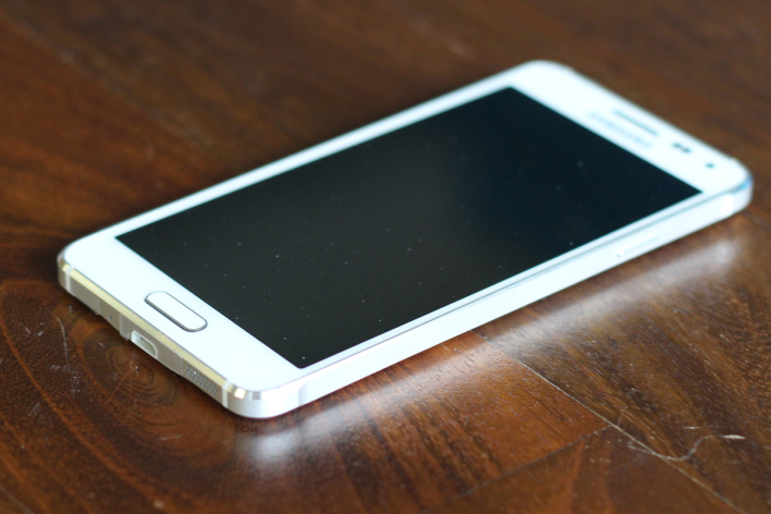 iPhone 6 dan 5, dua yang terbaik smartphones dengan layar kecil 5