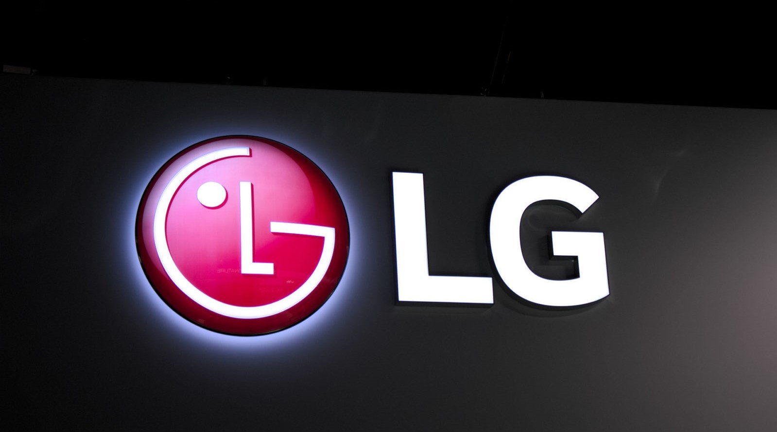 LG kembali ke kebiasaan buruk: tablet baru, perangkat keras lama