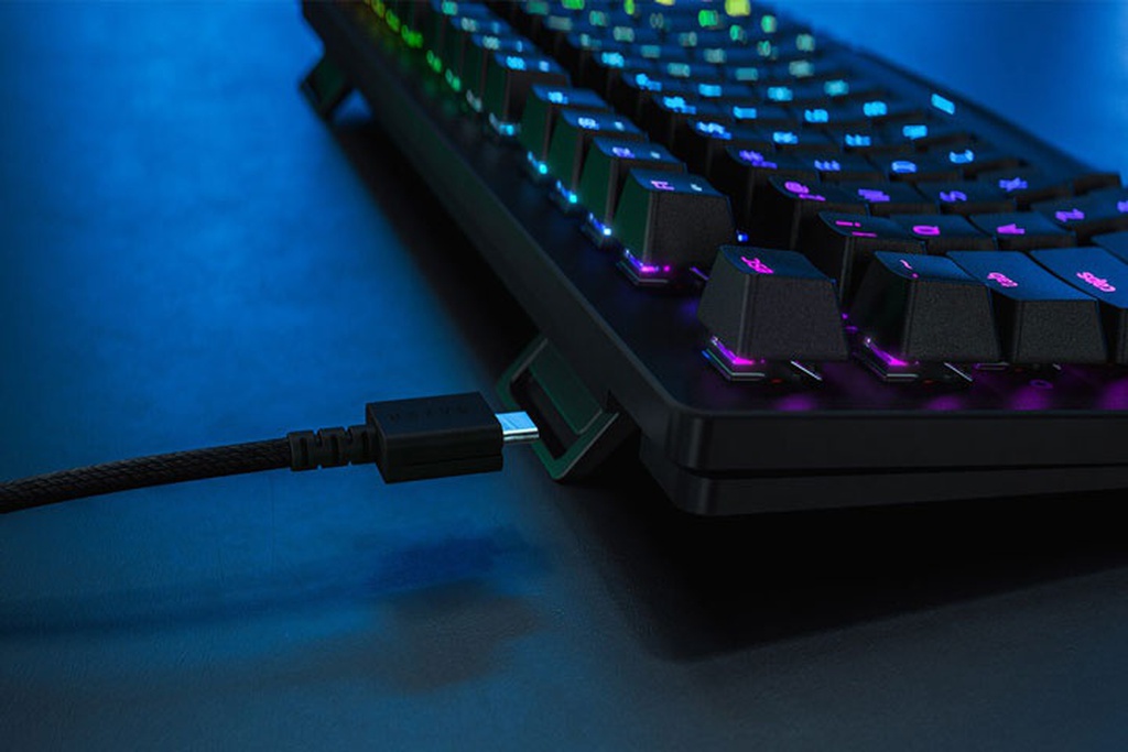 Razer meluncurkan keyboard optik mekanis Huntsman Tournament Edition 2