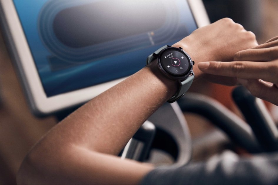 Huawei Watch GT 2 hadir dalam versi yang stylish dan sporty