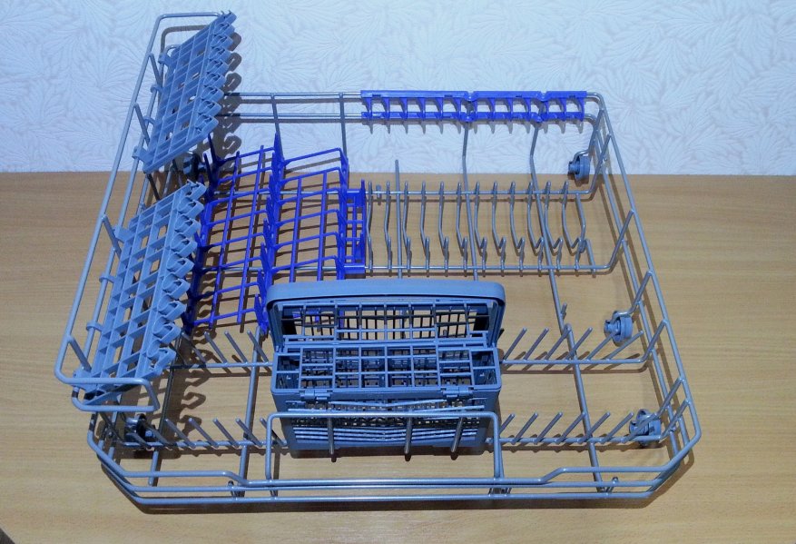 Mesin pencuci piring meja BBK 55-DW012D: pilihan yang terjangkau untuk dapur kecil 11