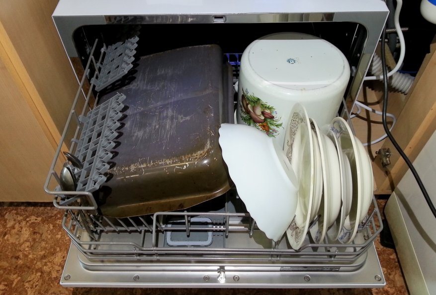 Mesin pencuci piring meja BBK 55-DW012D: pilihan yang terjangkau untuk dapur kecil 62