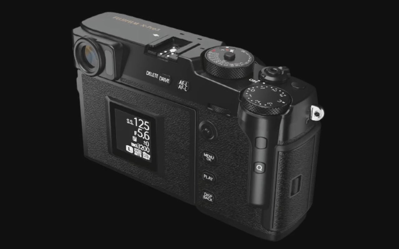 Kamera Fujifilm X-Pro3 memiliki LCD tersembunyi, EVF hibrida, dan desain retro