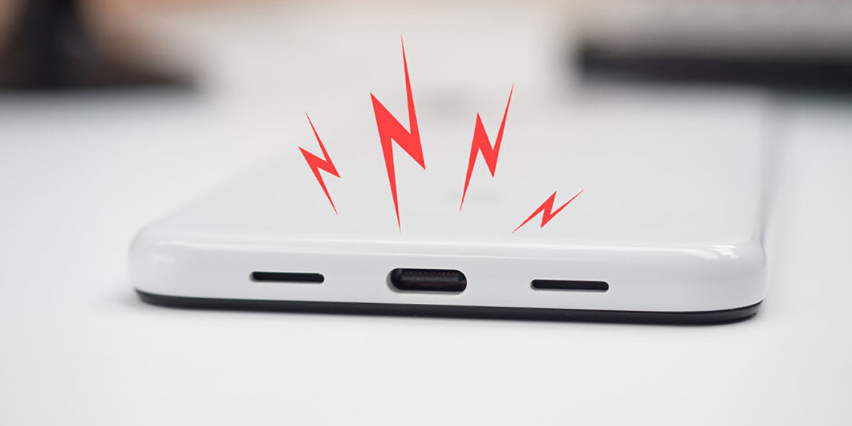 Android 10 memperingatkan Anda jika port USB kotor atau panas