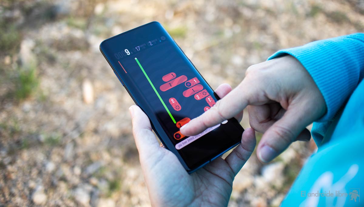 Nikmati layar OnePlus 7 Pro yang paling sedikit dikonsumsi