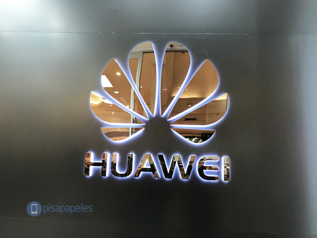 Huawei menerbitkan daftar resmi 17 komputer yang diperbarui ke Android 10
