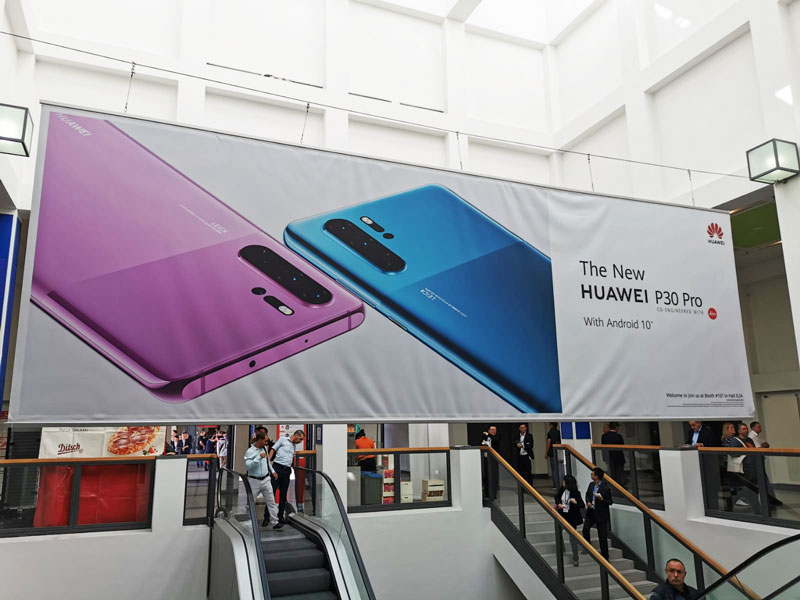 Huawei mengumumkan dua warna baru untuk P30 Pro, yang juga dilengkapi dengan Android 10 1