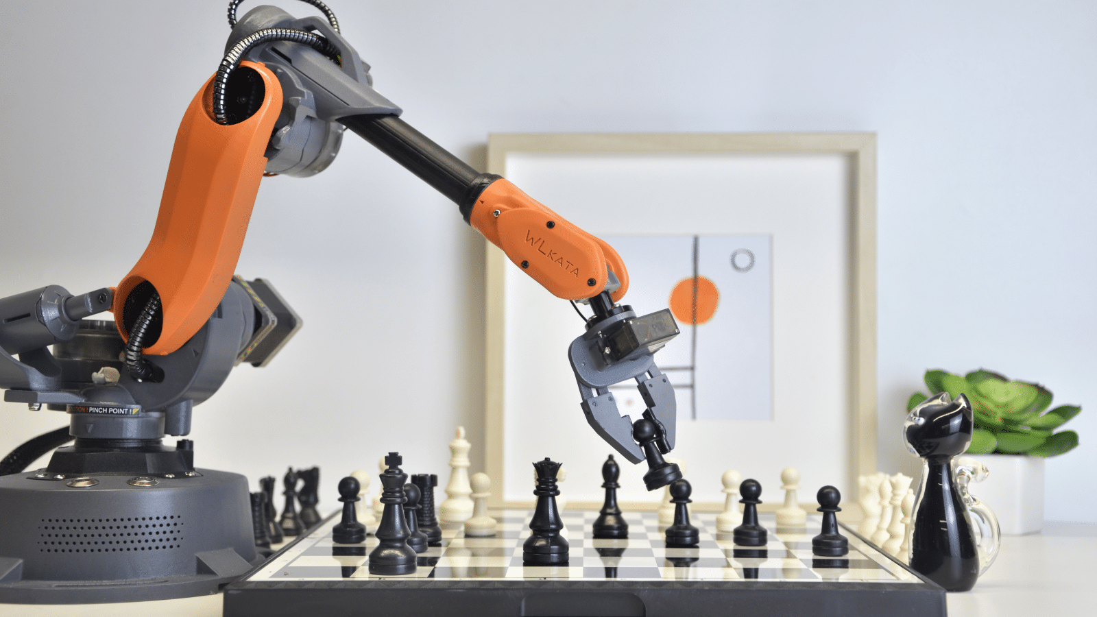 Lengan robot ini dapat mengubah meja Anda menjadi jalur produksi 1