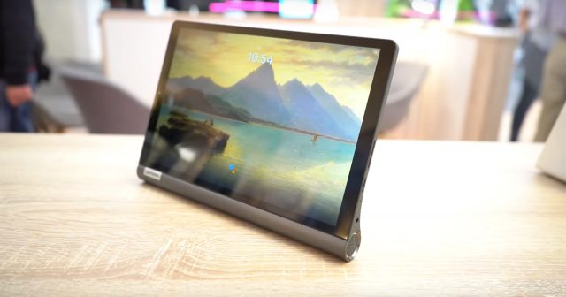 Lenovo Yoga Smart Tab hands-on: 2-1 tablet with an ingenious design