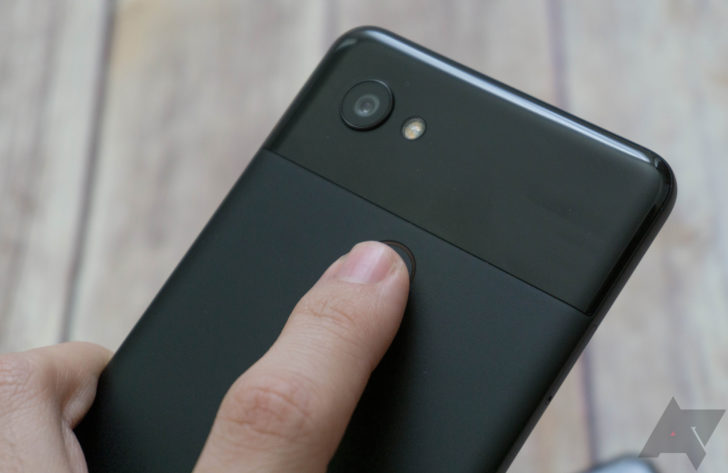 Menyentuh sensor sidik jari tidak lagi membuat layar Anda tetap aktif di Android 10
