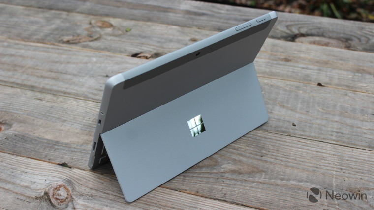 Microsoft Surface Go gần như đã chết Amazon 1