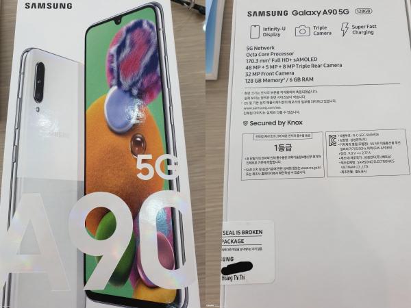 Samsung Galaxy Kotak ritel A90 5G bocor