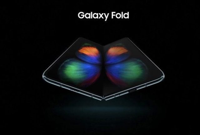 Samsung to launch 6.7-inch flip style, foldable smartphone next year