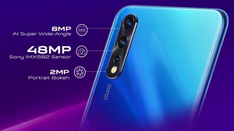 The vivo Z1x will be available in two variants – 6GB+64GB and 6GB+128GB.