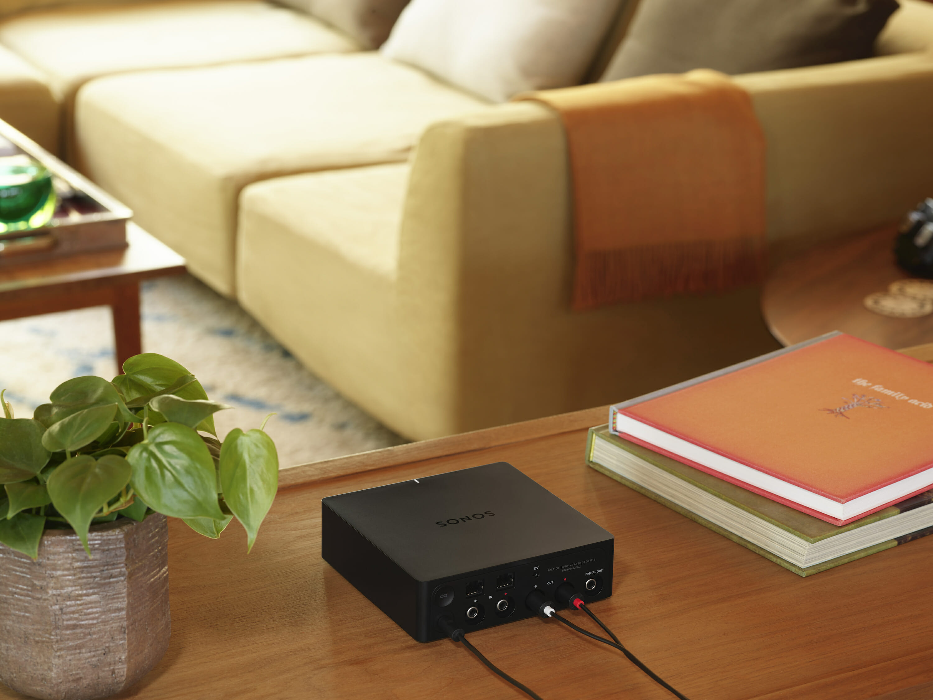 Sonos Port yang baru memungkinkan untuk mengintegrasikan speaker konvensional dalam ekosistem merek