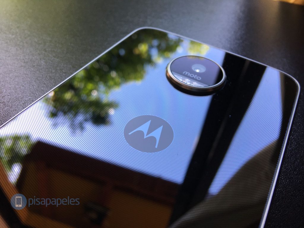 Đánh giá Moto Z Play + Moto Mods 1