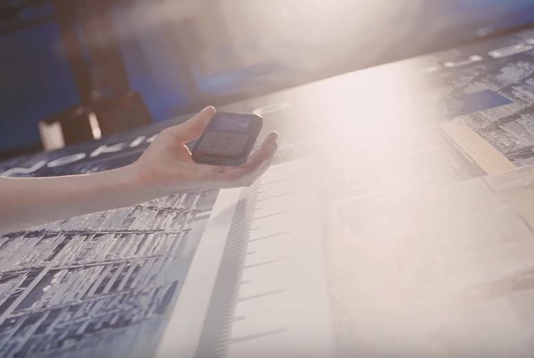 Video: Hand on perangkat Nokia baru dengan manajer pemasaran produk Nokia Mobile