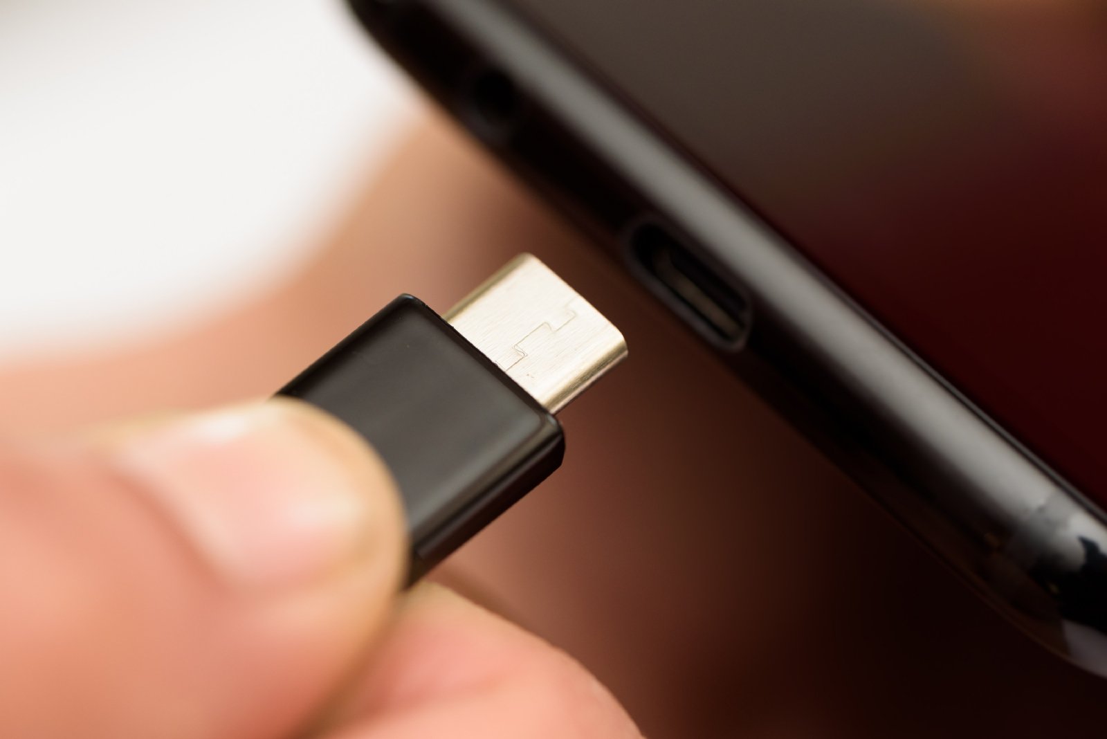 "USB 4" akan memungkinkan untuk mentransfer hingga 40 Gbps data 2