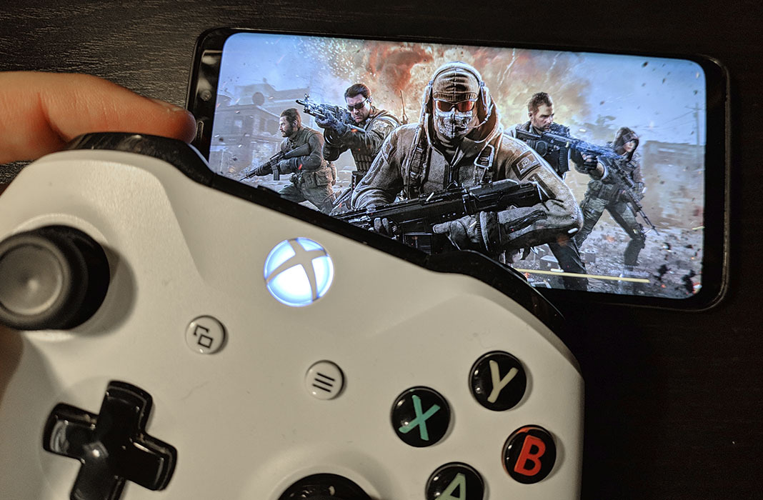 Cara menghubungkan pengontrol Bluetooth Xbox atau PS4 ke perangkat Android