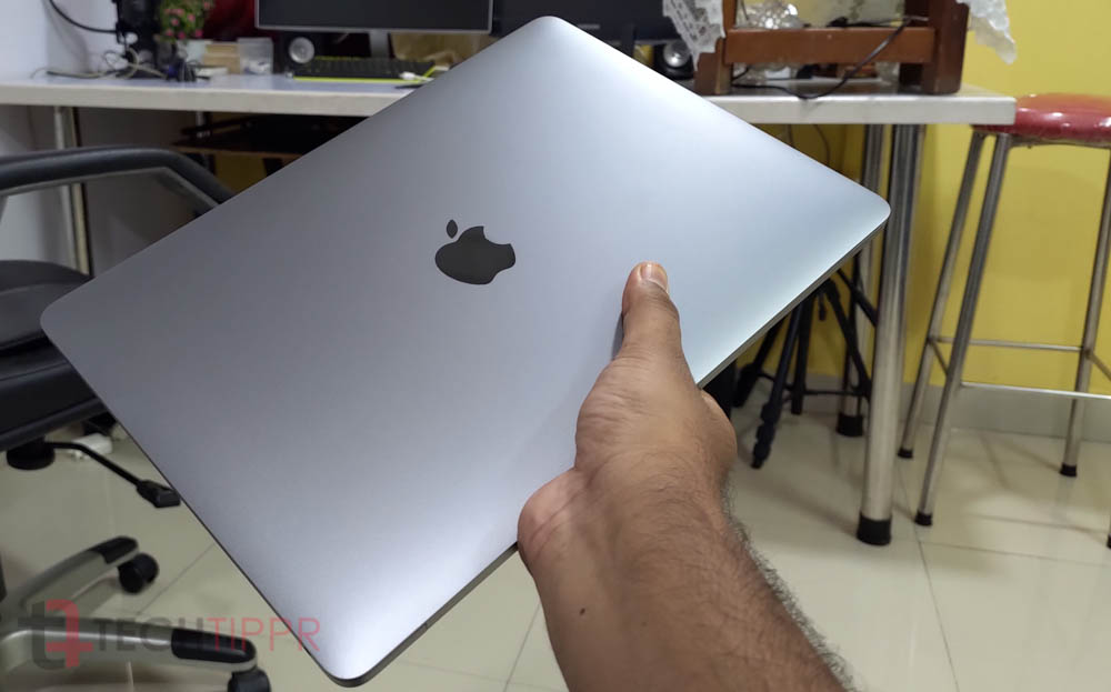 Ulasan MacBook Pro 13 (Juli 2019) | Kompromi Kecil di Level Awal MacBook Pro 13 14