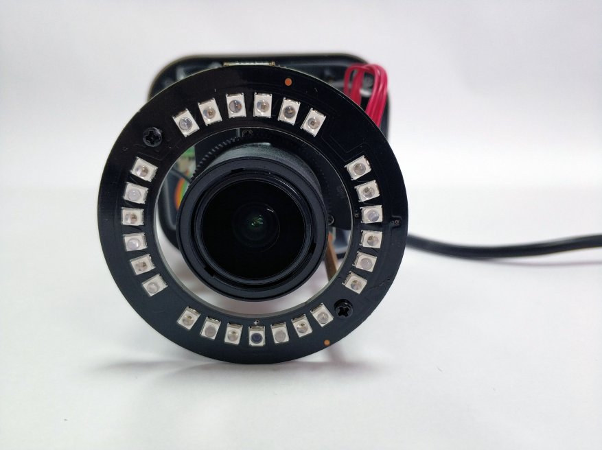 Review Kamera IP Super HD dengan Zoom Optik 4X dan Sensor 5 MP - Reolink RLC-511W 23