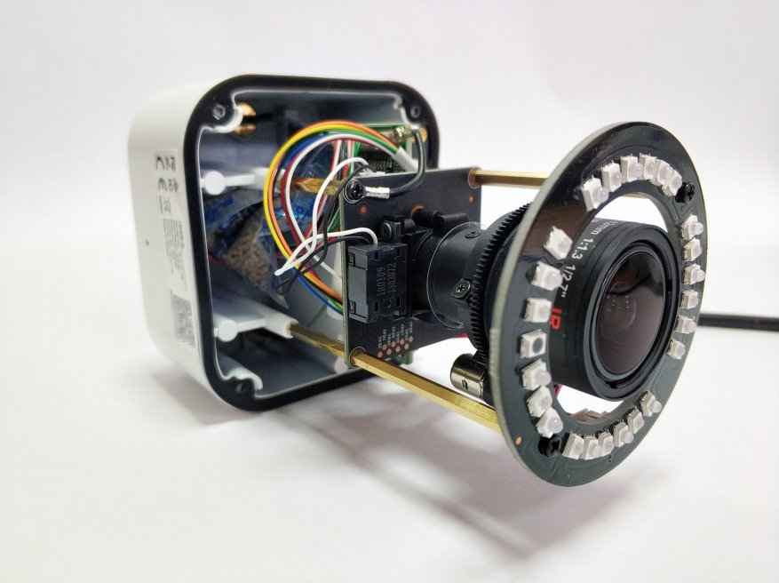 Review Kamera IP Super HD dengan Zoom Optik 4X dan Sensor 5 MP - Reolink RLC-511W 22