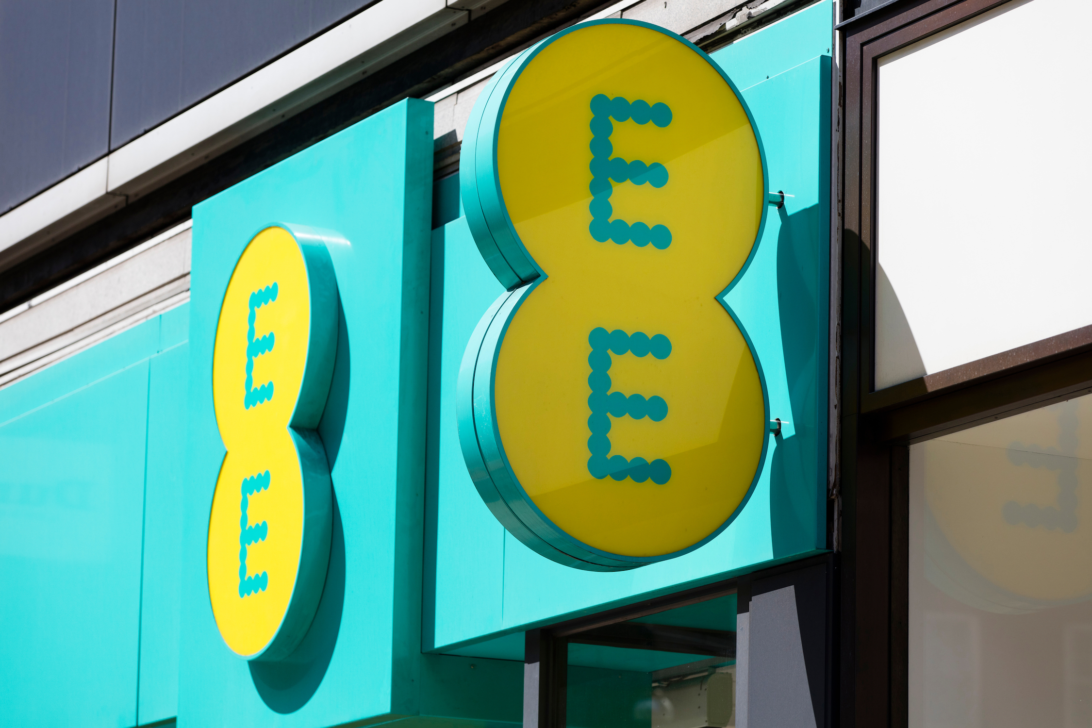 EE meluncurkan rencana broadband seluler 5G