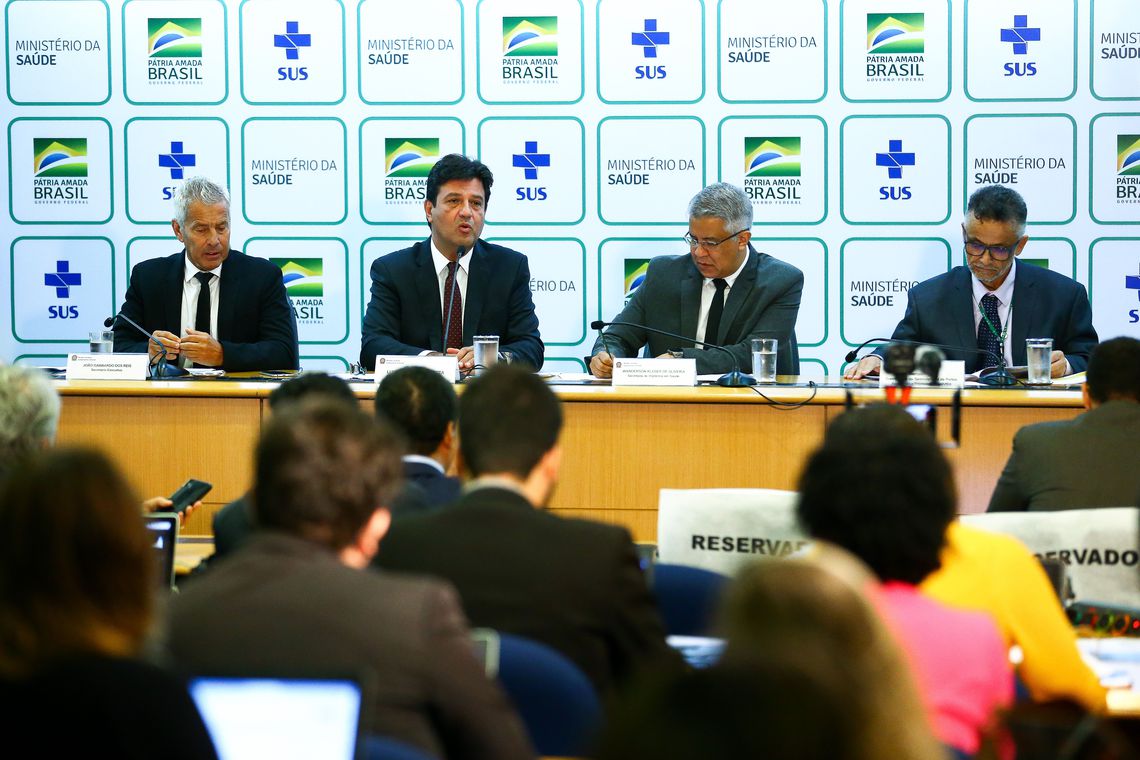 Kementerian Kesehatan membenarkan 3 kasus dugaan baru coronavirus di Brasil