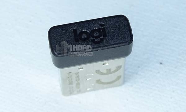 bagian eksternal comite logitech mk470 penerima USB nirkabel