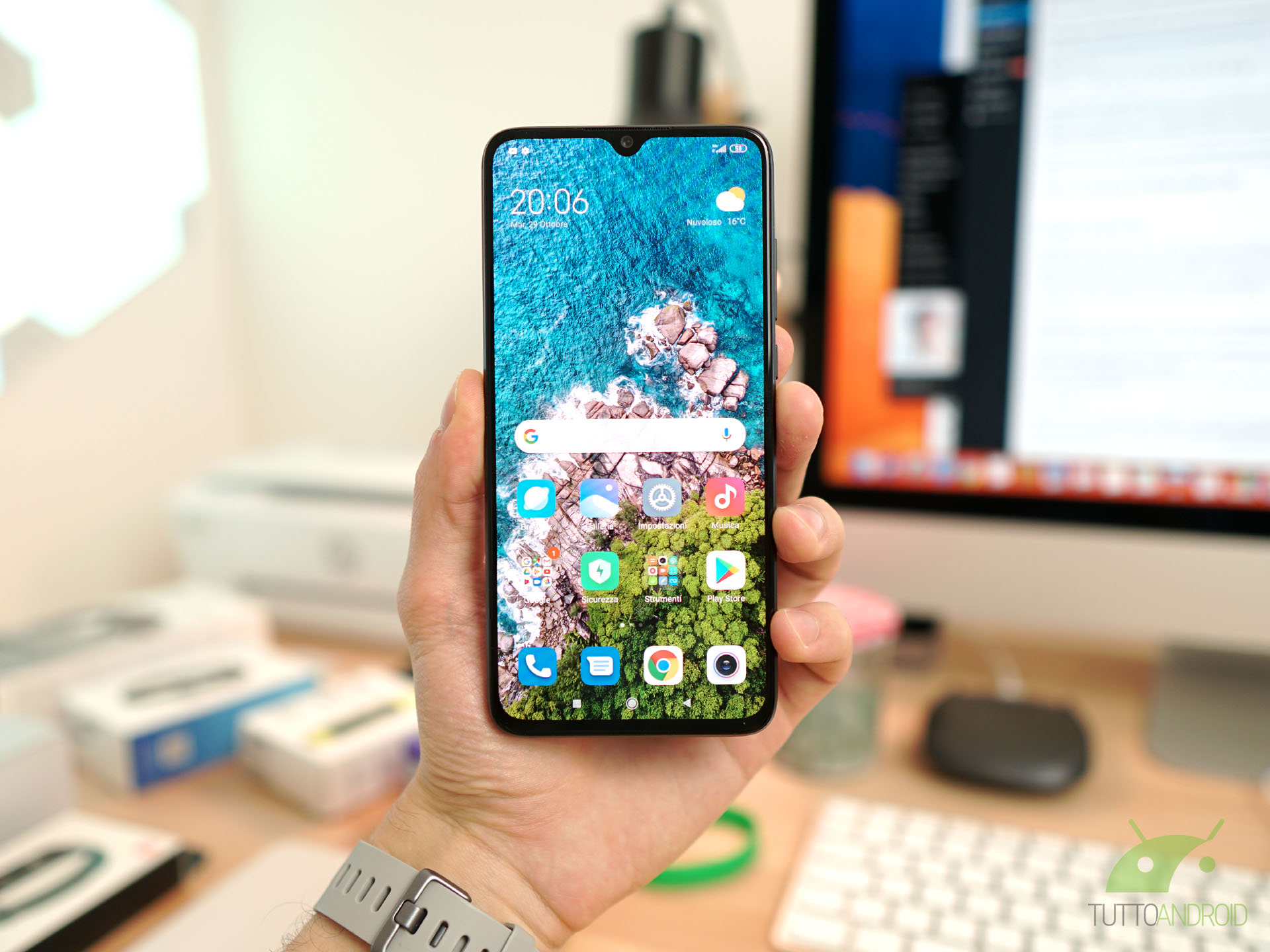 Ulasan Xiaomi Mi 9 Lite: untuk mereka yang tidak mau berpikir 2
