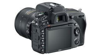 Đánh giá máy ảnh Nikon D750
