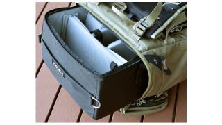 Fitur desain utama dari f-stop photo backpacks adalah Internal Camera Unit, atau ICU