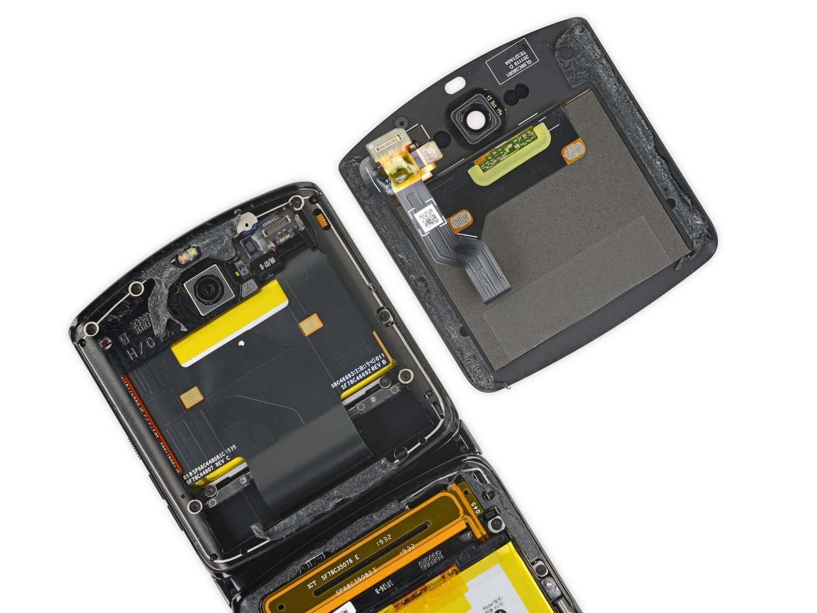iFixit cho biết Motorola Razr là điện thoại di động phức tạp nhất từng bị loại bỏ 1