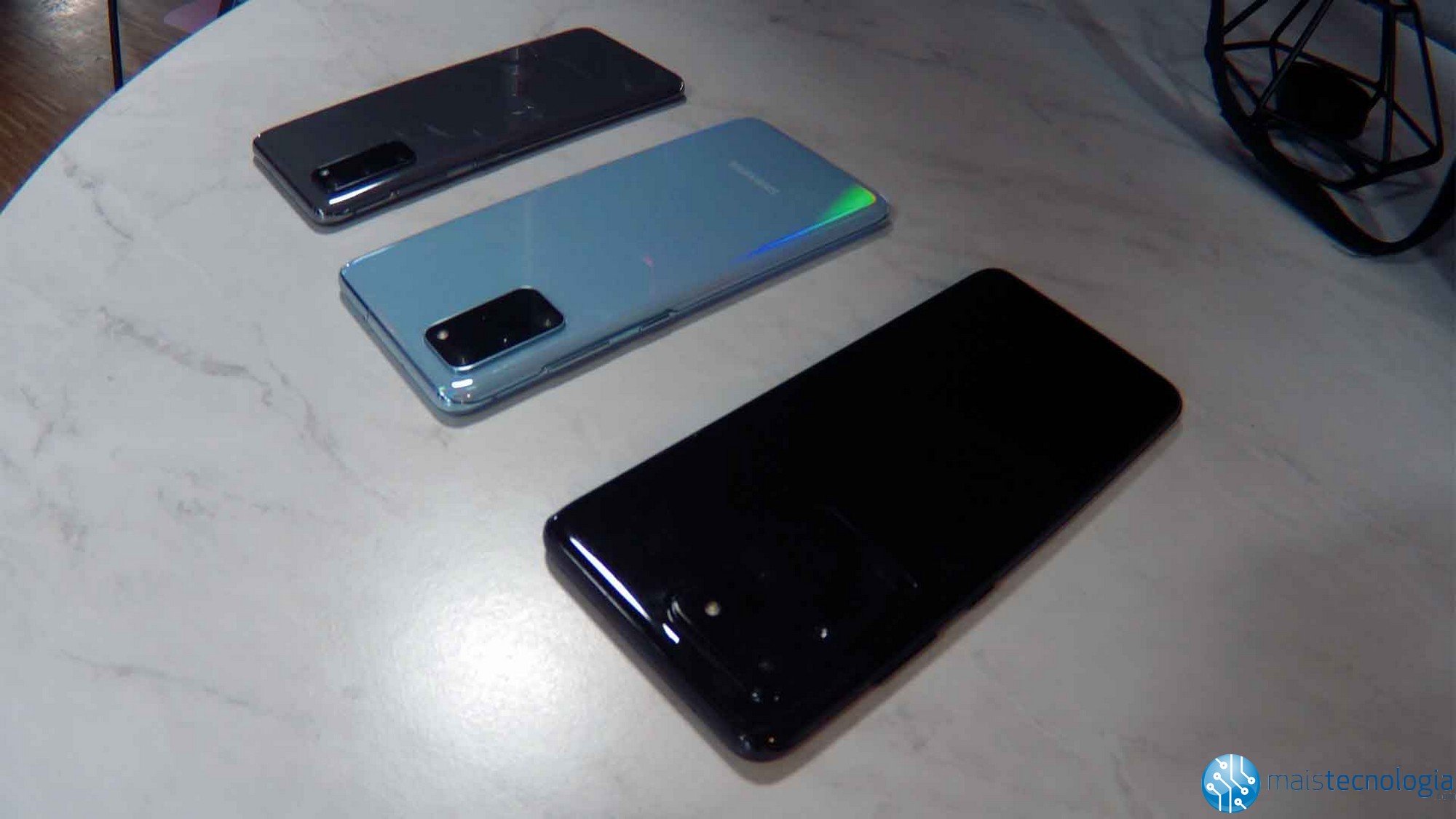 Samsung Galaxy S20 resmi dan ada tiga versi: S20, S20 Plus dan S20 Ultra 5