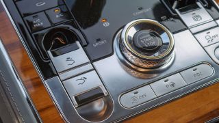 Bentley Continental GT: sang trọng, thoải mái, điều kiện, bình tĩnh 14
