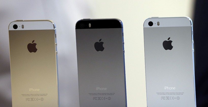 Tidak lagi wajib menyertakan tag FCC di iPhone 3