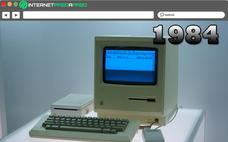 1984 - Apple meluncurkan komputer pribadi Macintosh