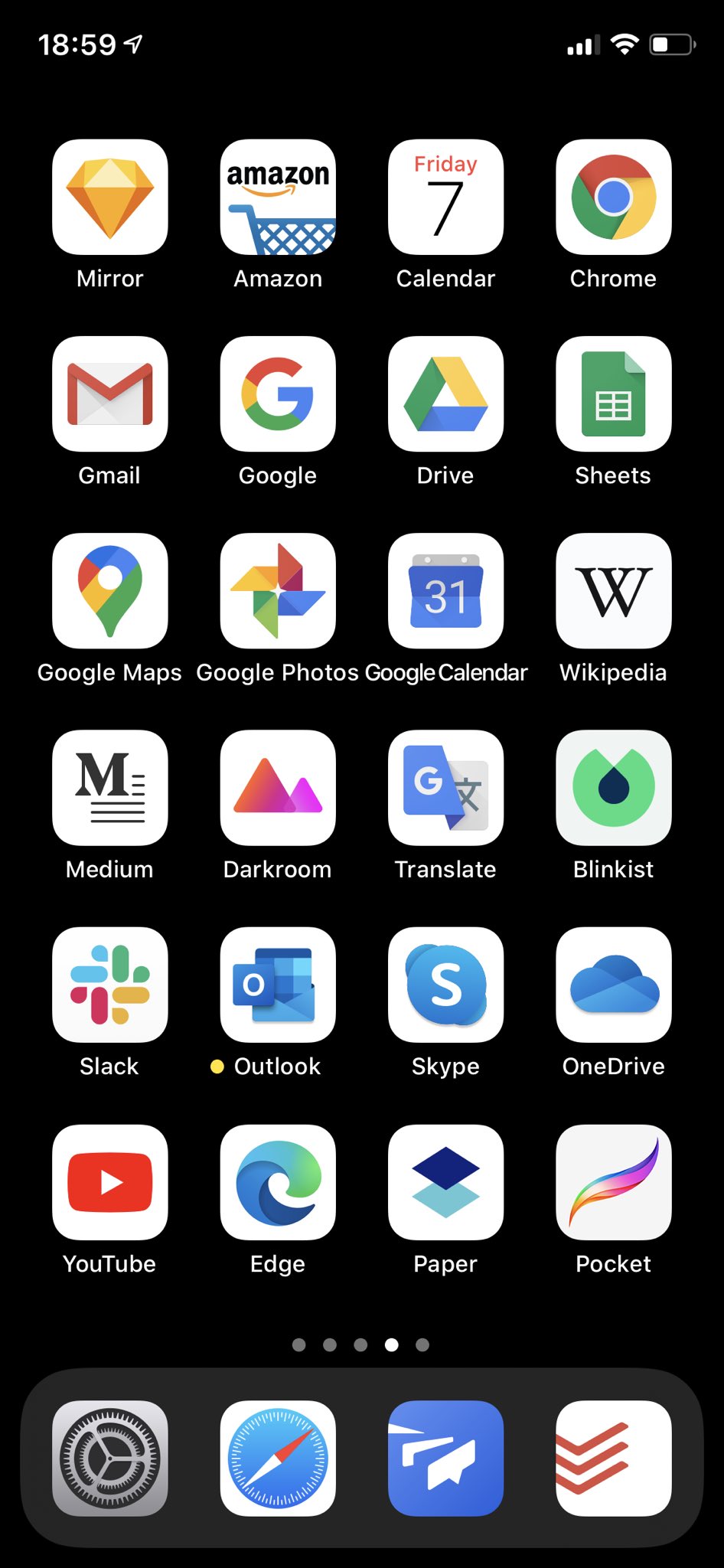 Haruskah iOS secara otomatis mengaktifkan ikon aplikasi putih atau gelap ketika Mode Gelap dihidupkan? 3