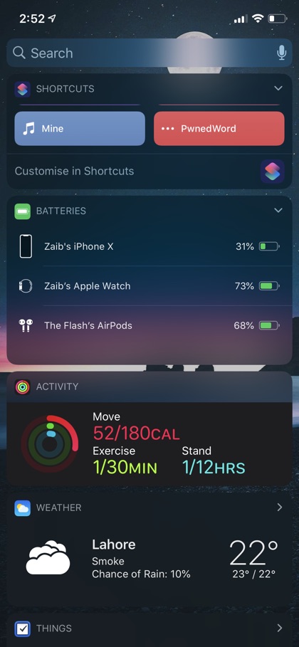 Periksa widget baterai AirPods