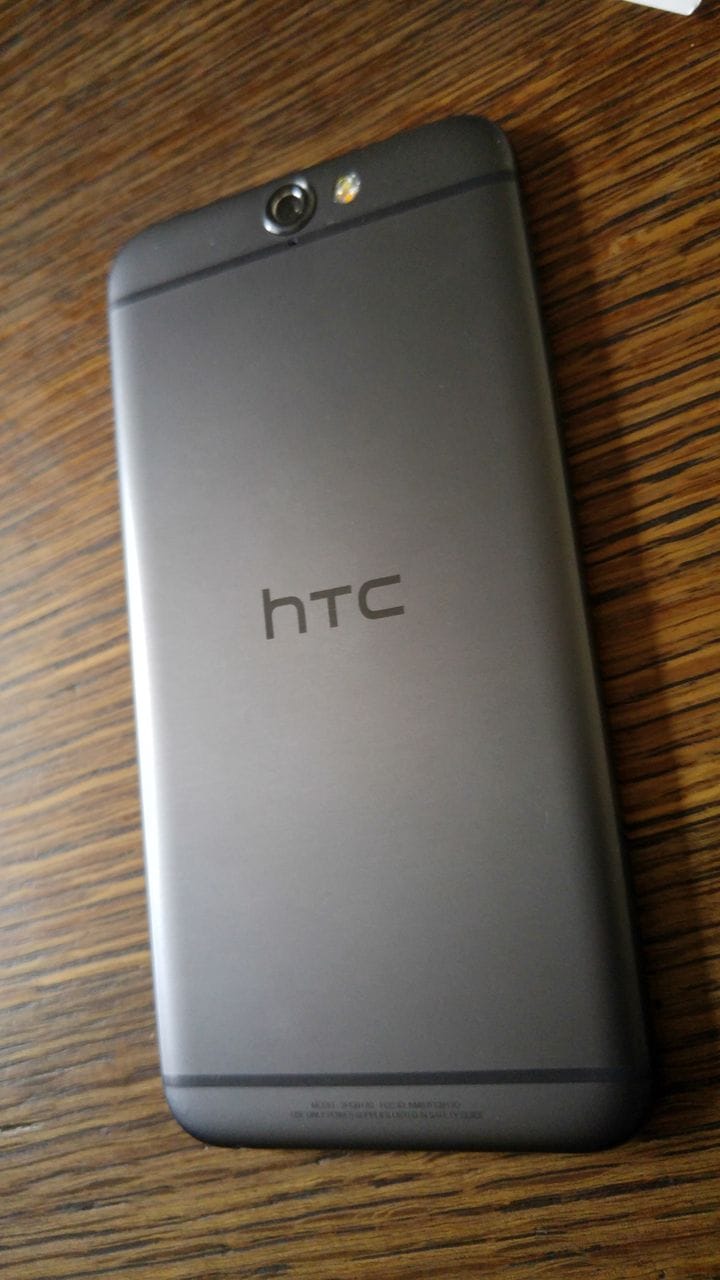 HTC ONE A9 FOOTPRINTS_4 "العرض =" 300 "الارتفاع =" 533