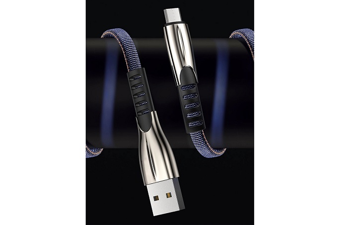 Divi USB yang menarik dan cukup bagus - Panjang kabel Micro-USB 1,2 meter